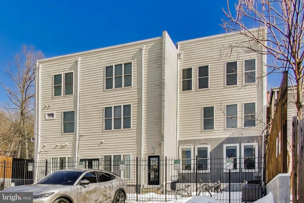 1220 19th Street NE Unit 2A, Washington, DC 20002