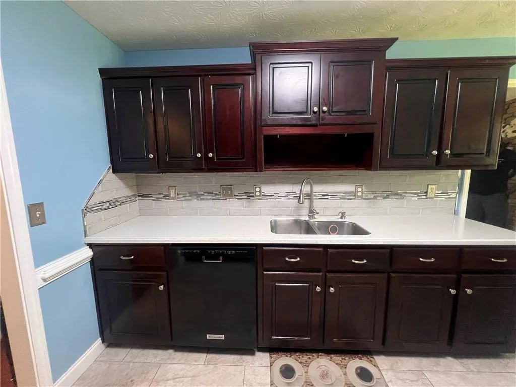 134 Lee Road 2141, Phenix City, AL 36870