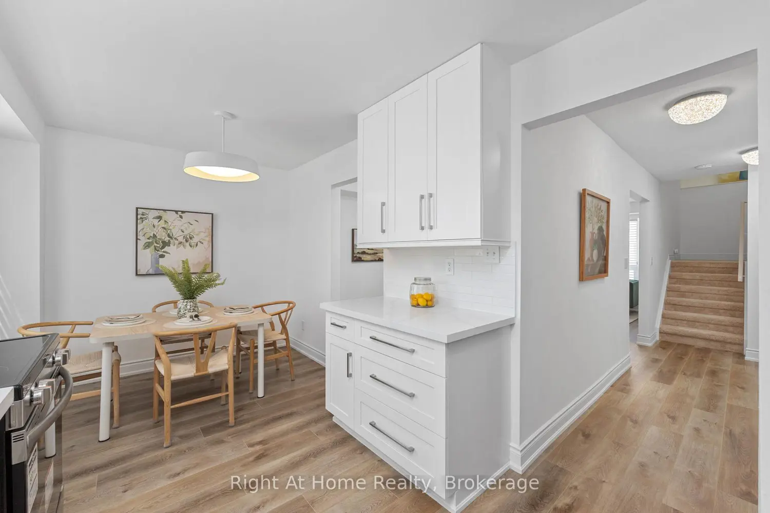 1400 Mary Street 3 photo 5