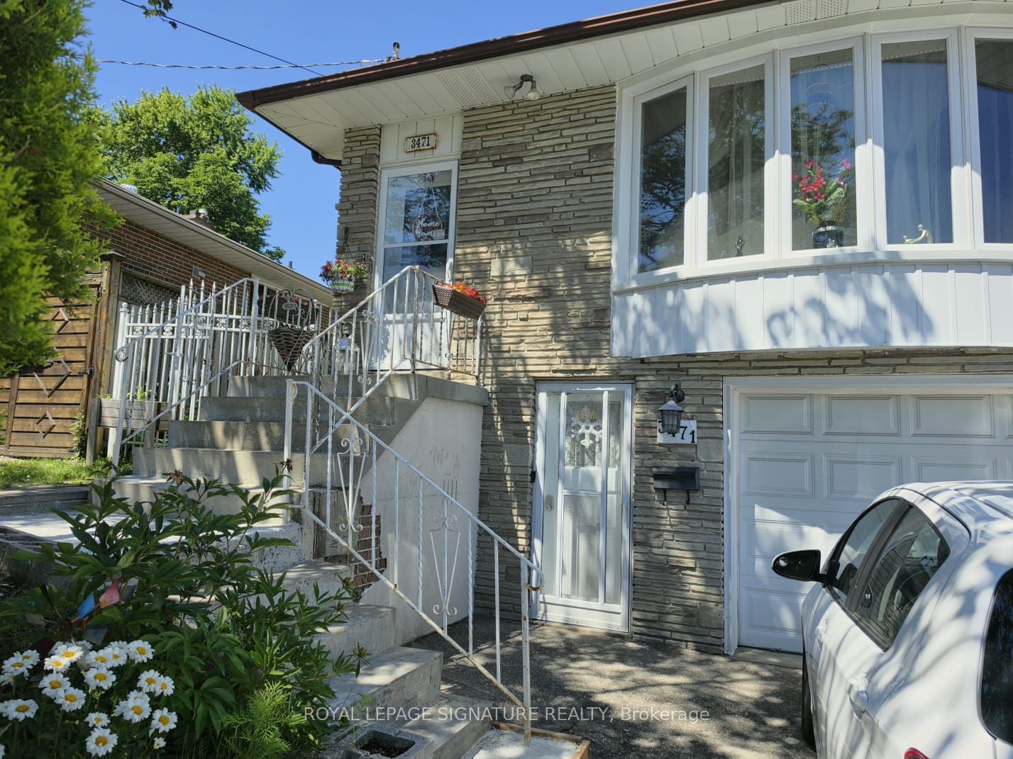 Upper-3471 The Credit Woodlands Drive, Mississauga, ON, L5C 2K5