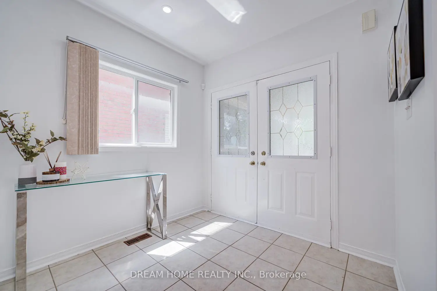 91 Briar Path Lane photo 2