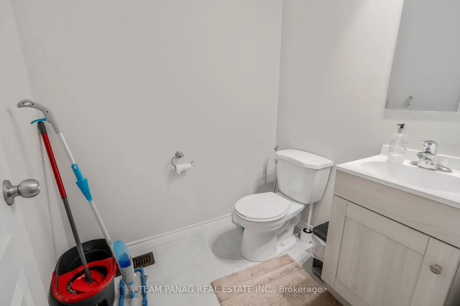 459 Julia Drive photo 5