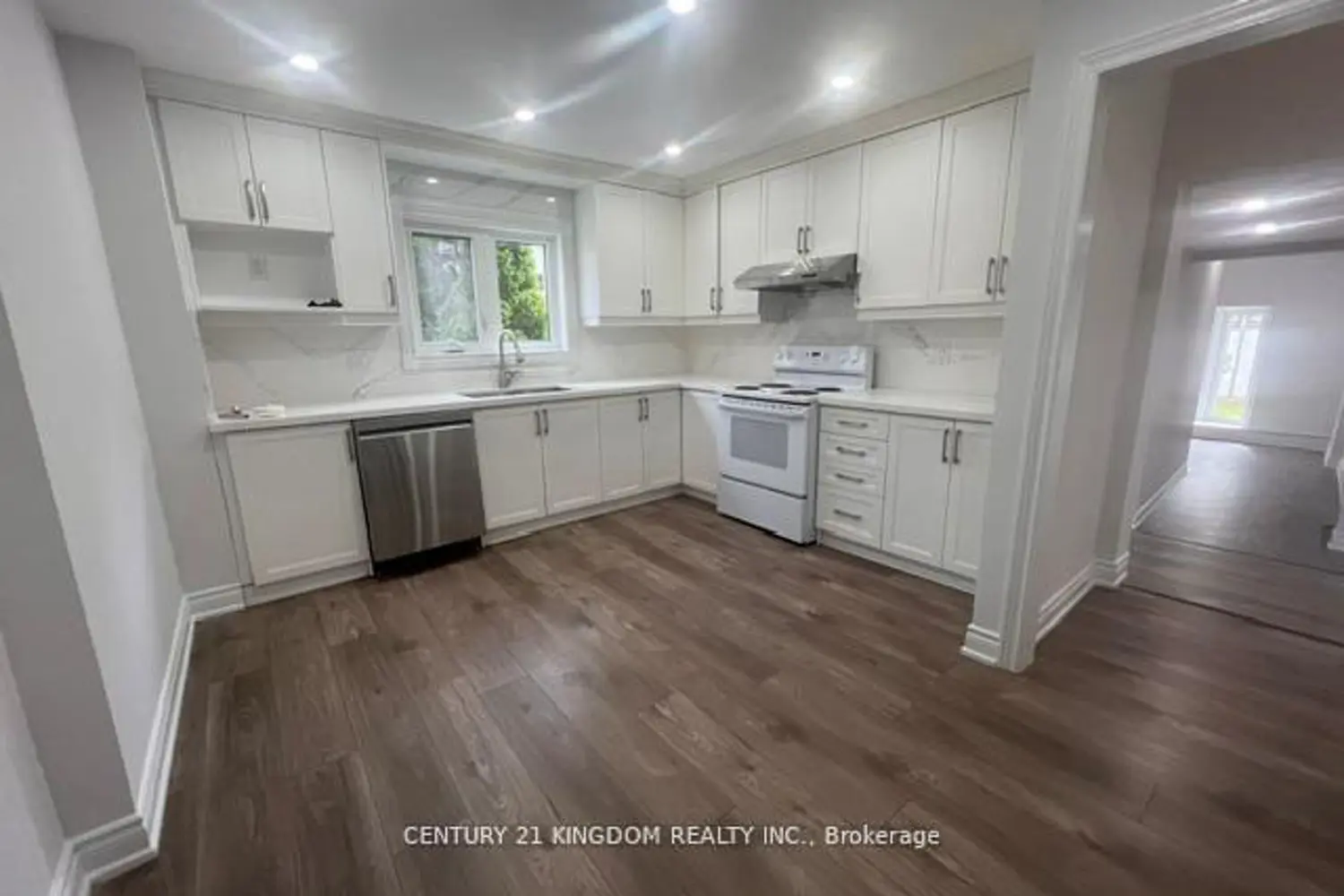 132 Old Harwood Avenue photo 2