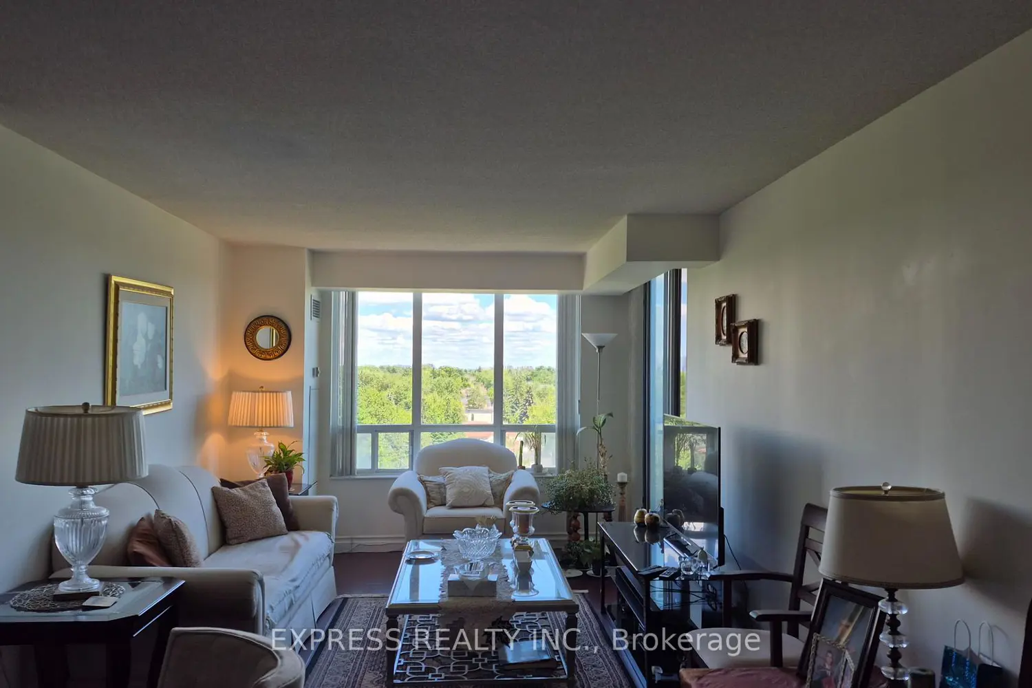 256 Doris Avenue 1107 photo 5