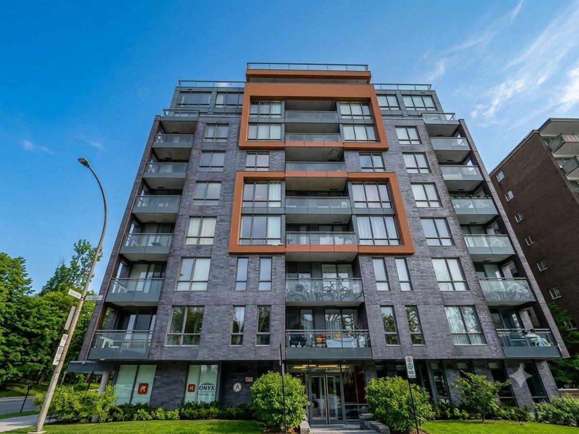 3300 Av. Troie