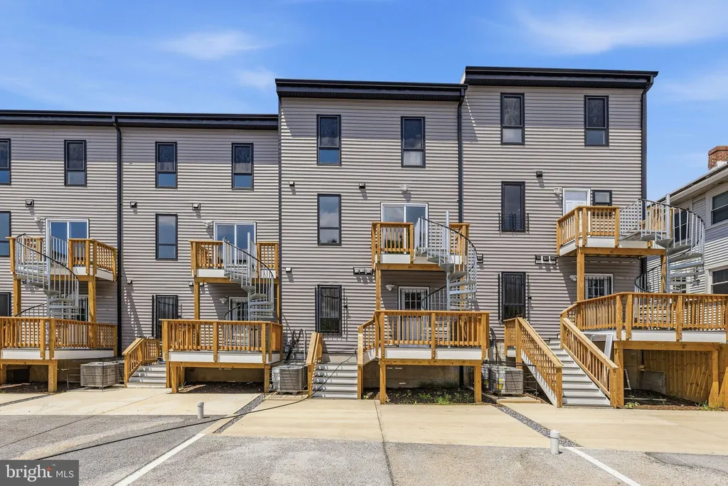 2530 Elvans Road SE, Washington, DC 20020