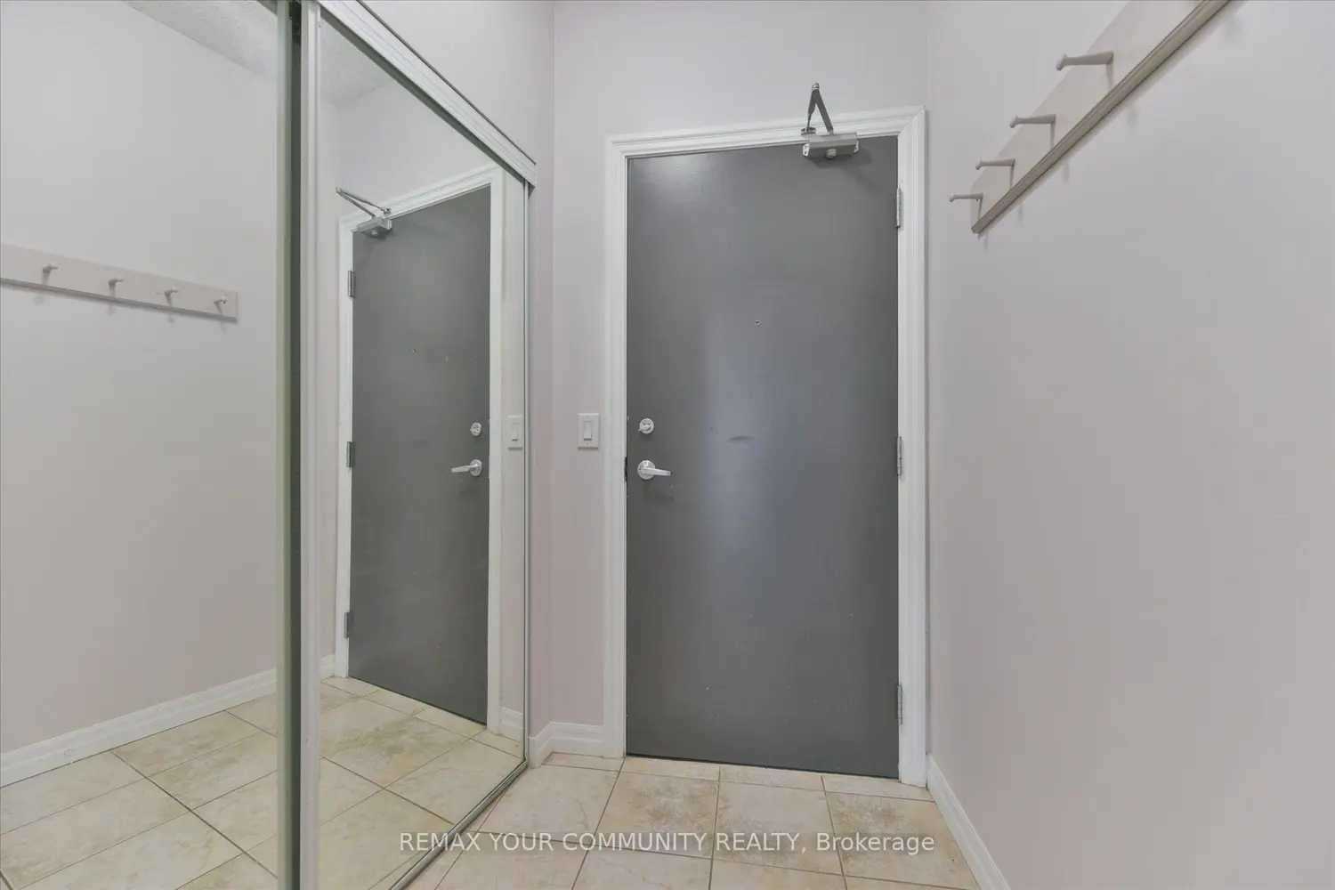 223 Webb Drive 908 photo 3