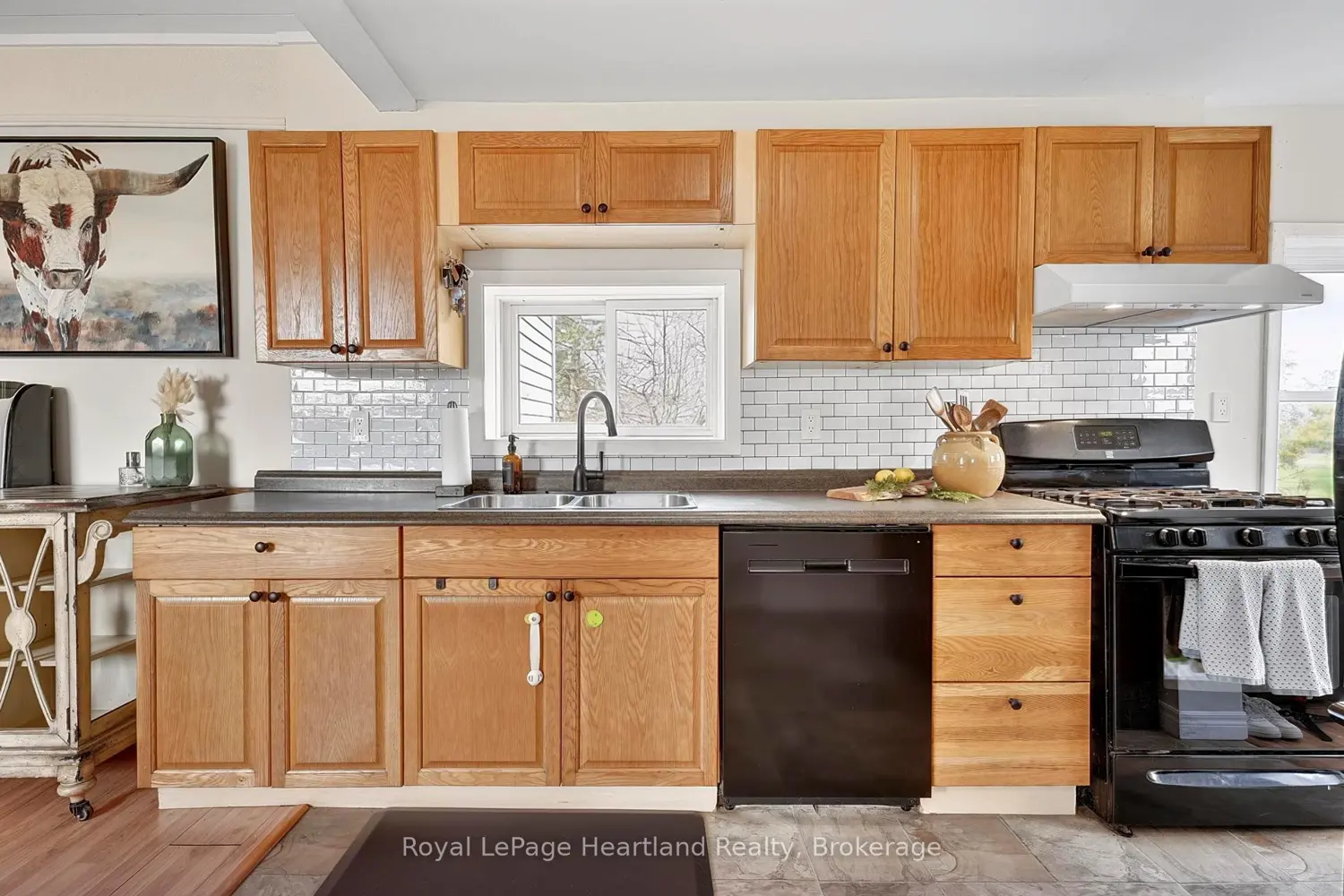 84688 Bluewater Highway photo 3
