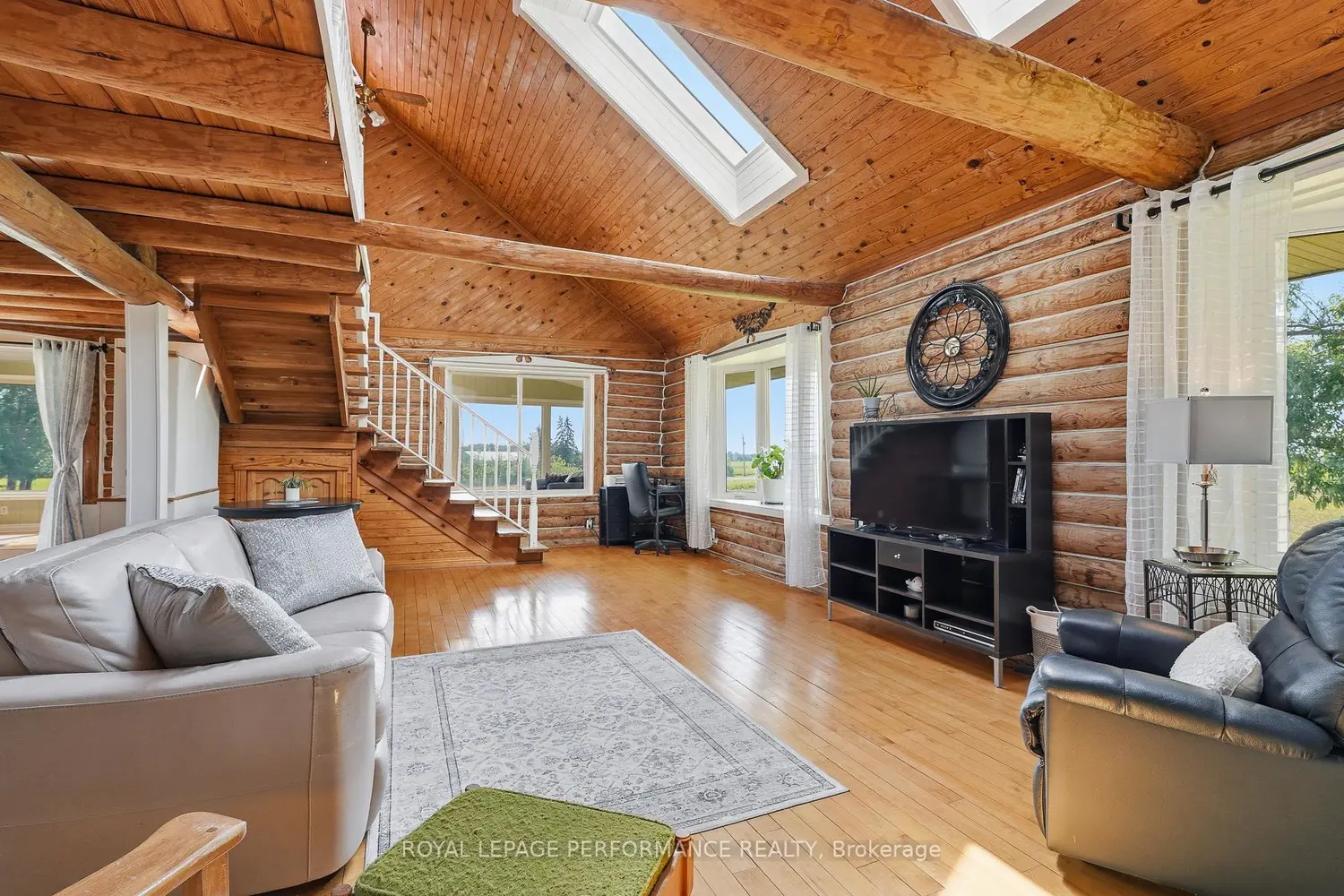 3012 Birchgrove Road photo 4