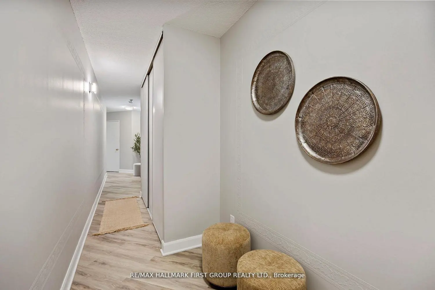 2 Westney Road 1109 photo 2