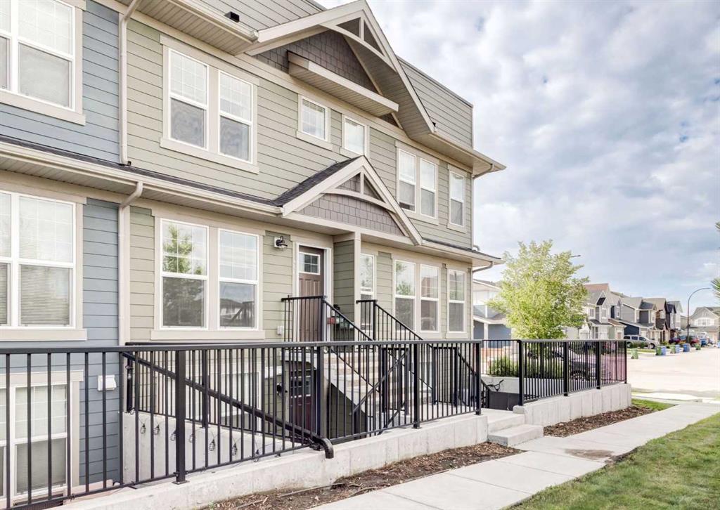 408 Cranbrook Square SE, Calgary, AB, T3M 3K8