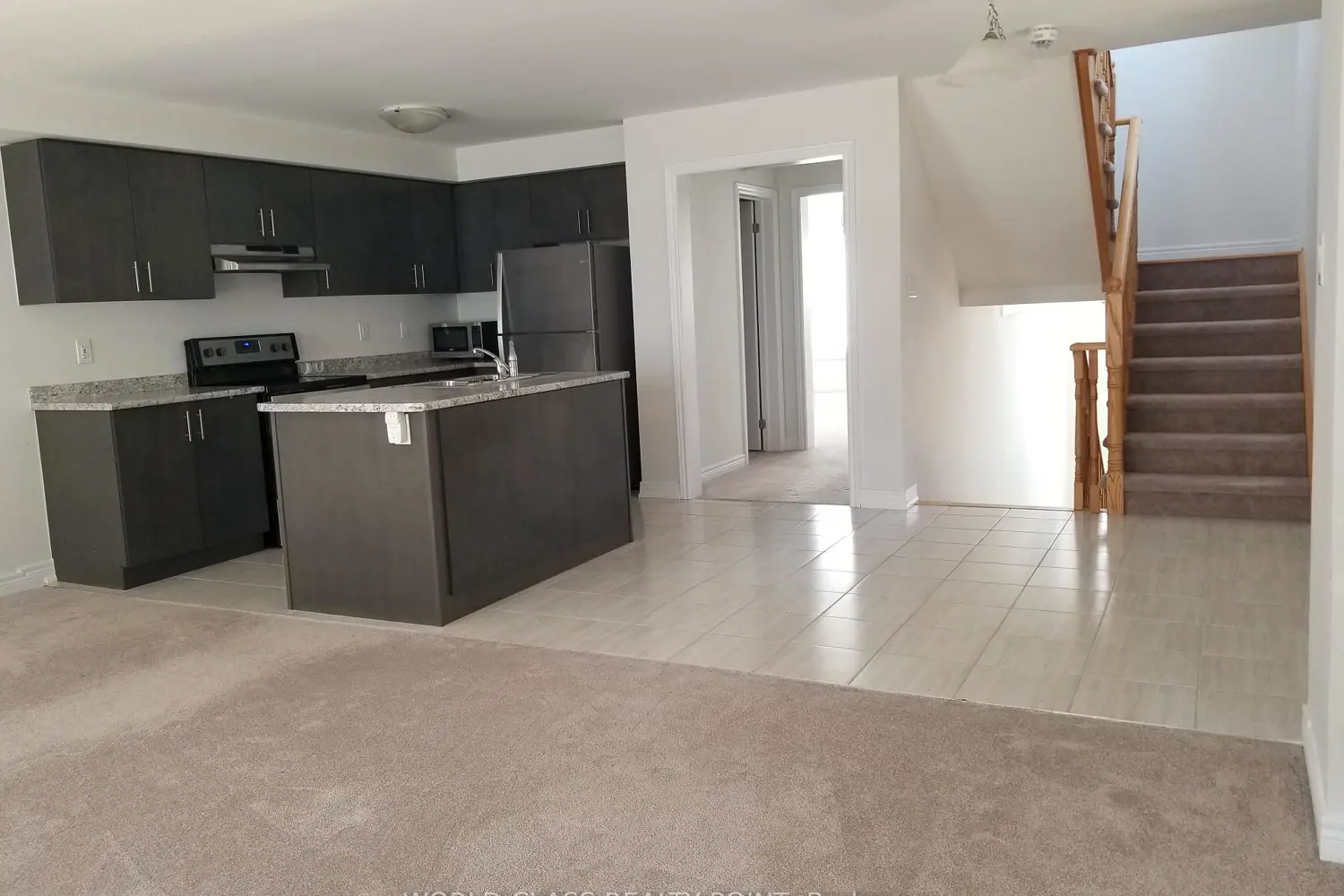 470 Linden Drive 32 photo 5