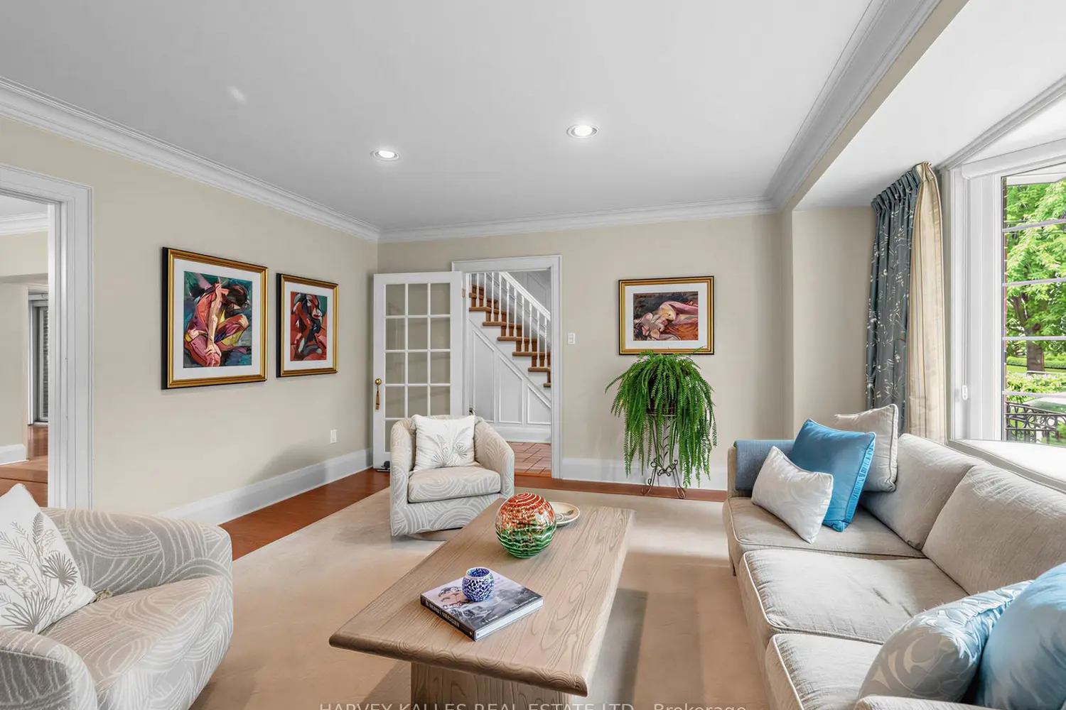 287 St. Leonard's Avenue photo 4