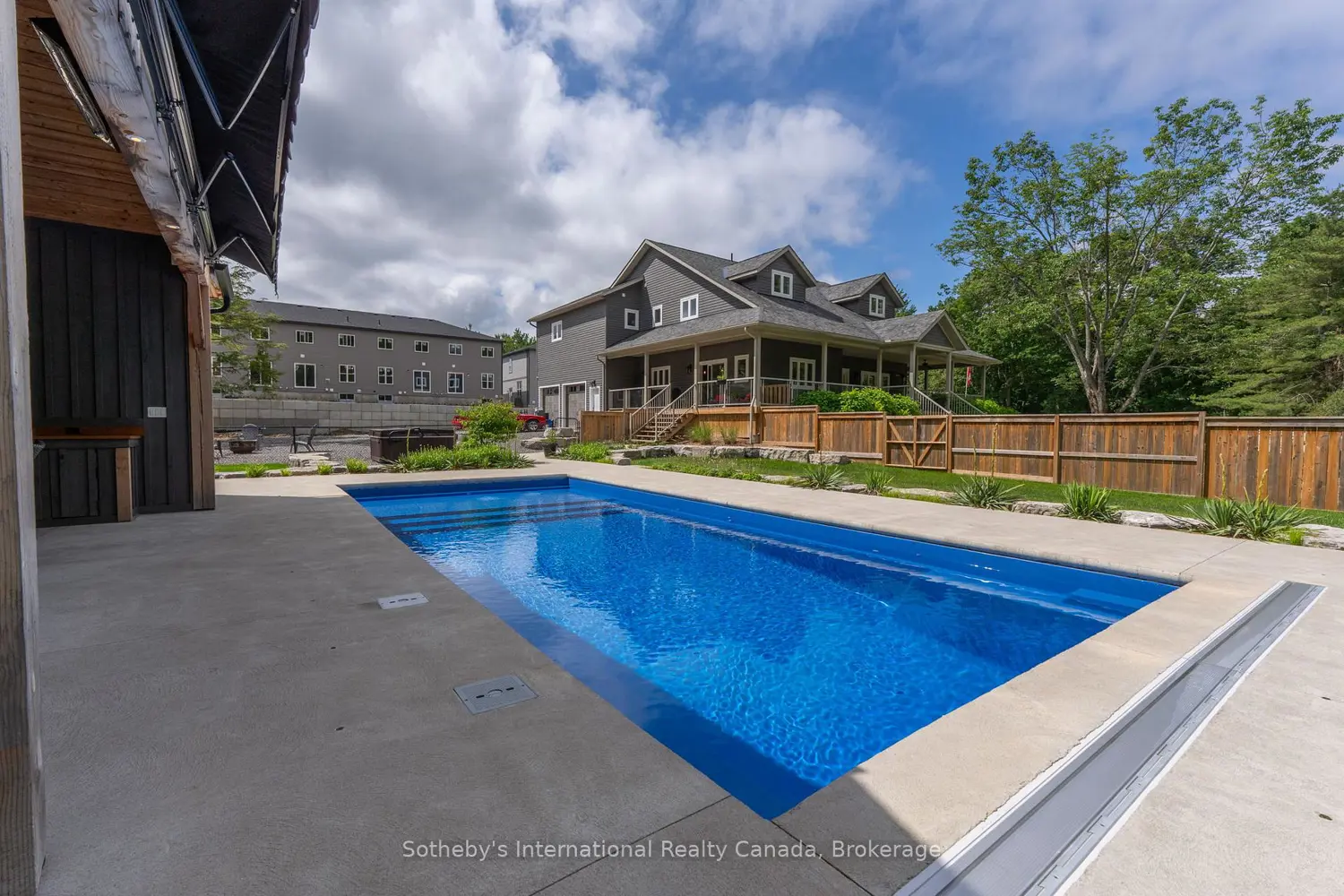 145 Blanchard Street photo 2