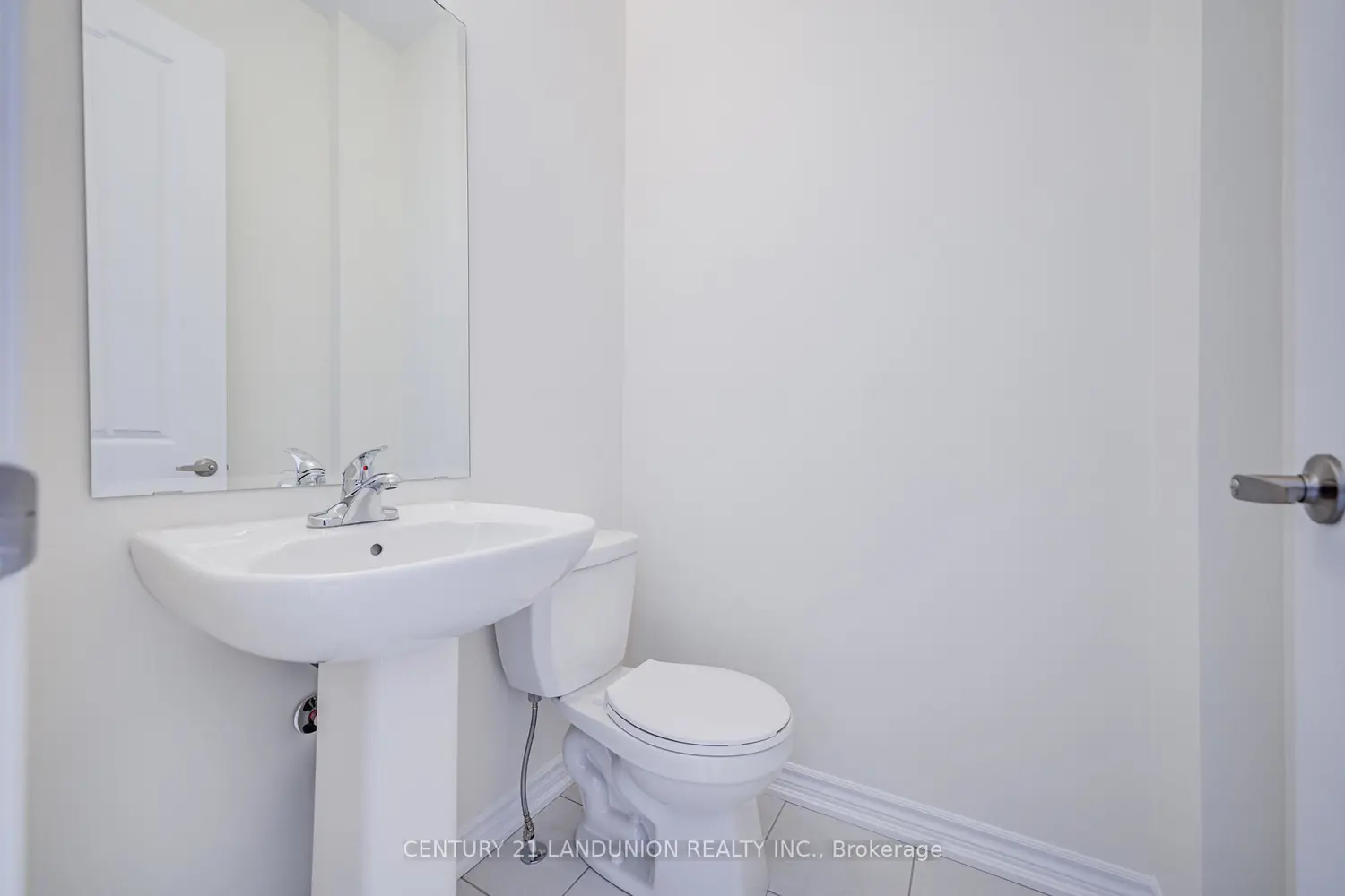 7 Margaret Coburn Place 23 photo 5