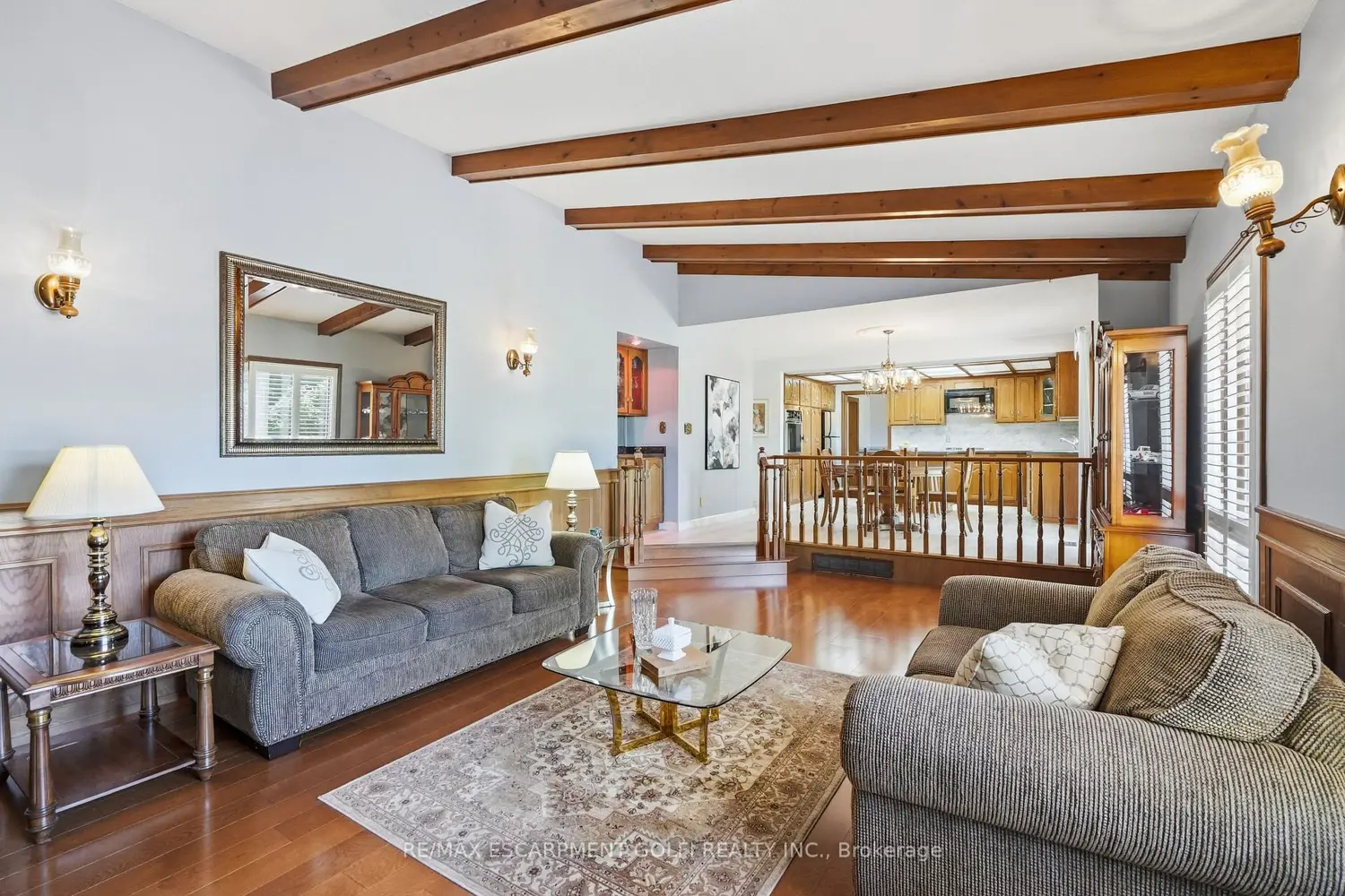 24 Renfrew Drive photo 5