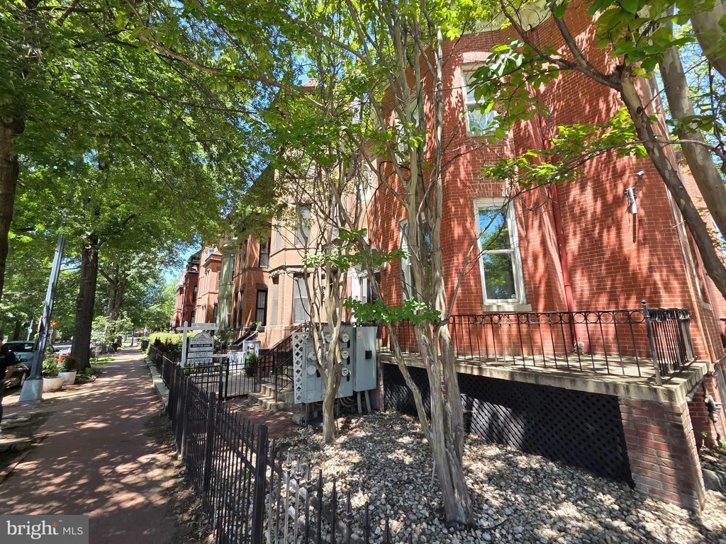 1101 P Street NW Unit B, Washington, DC 20005
