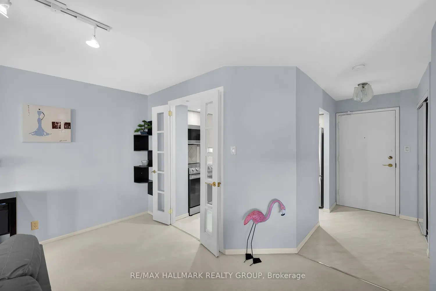 151 Bay Street 810 photo 5