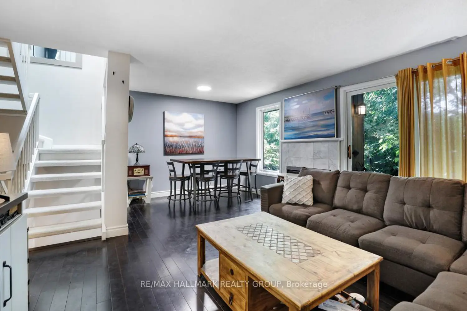 308 Lafontaine Avenue photo 3