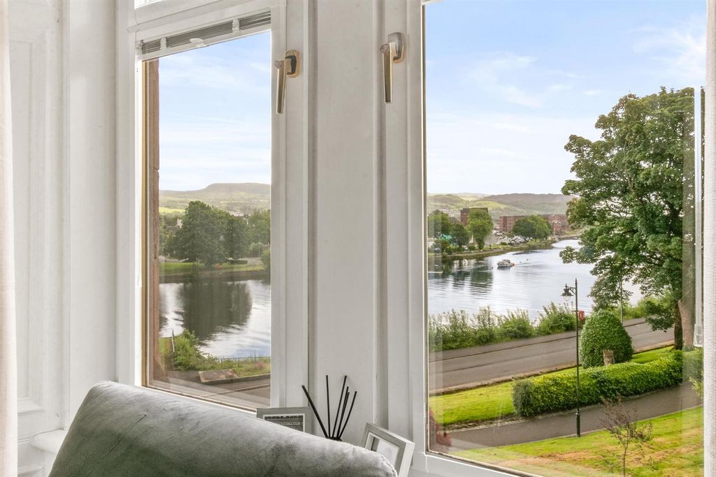 2 bed flat for saleLevenford Terrace Dumbarton G82