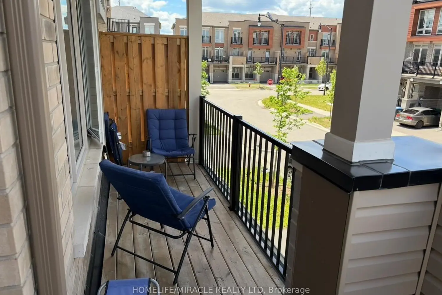 23 Arrowview Drive photo 4