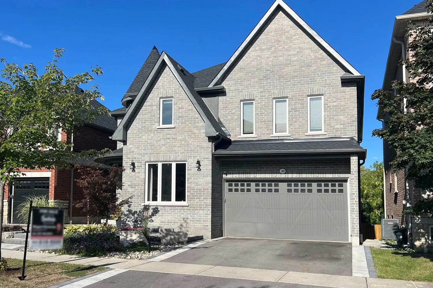 30 Hunwicks Crescent photo 2