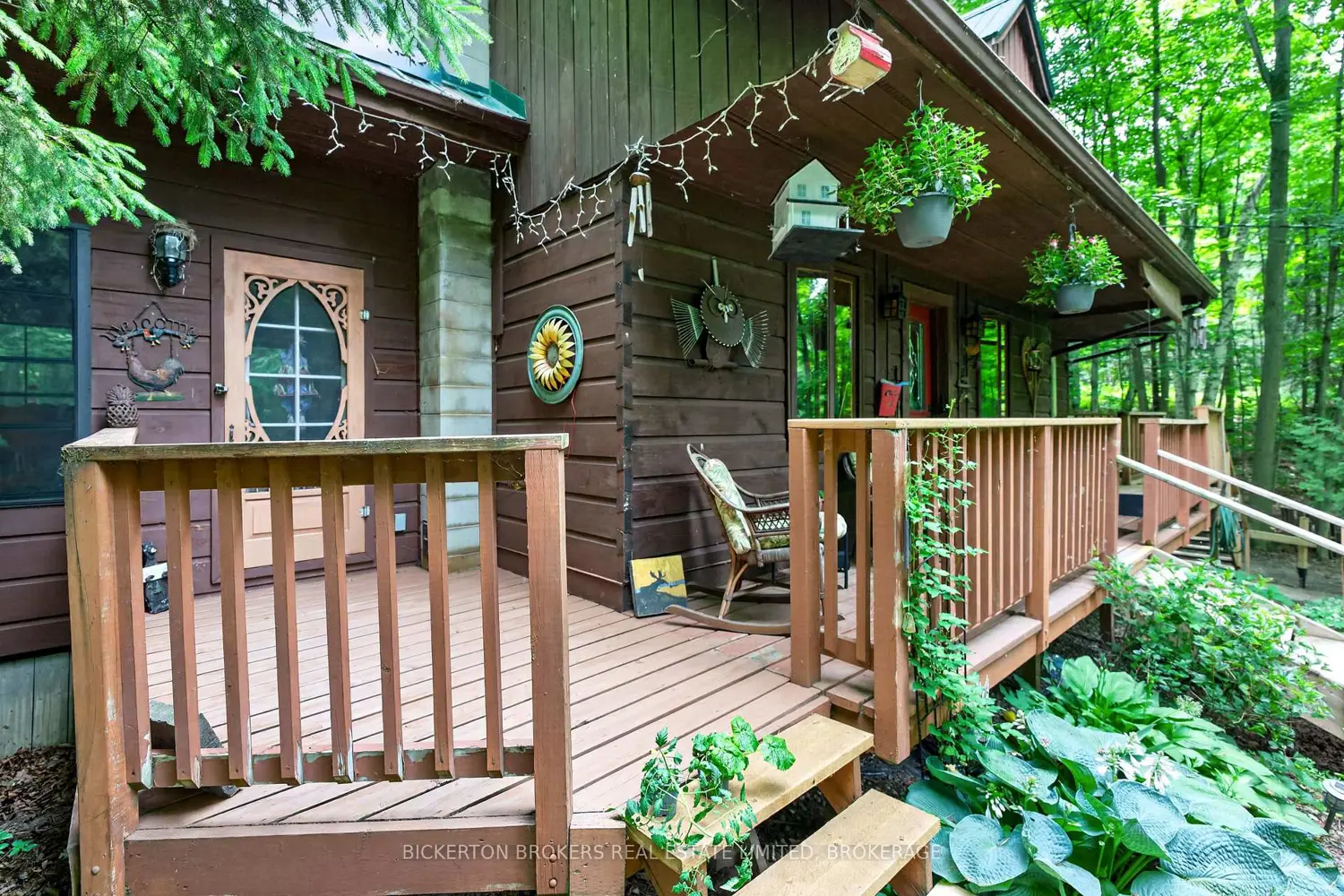 154 Woodvale Road photo 3
