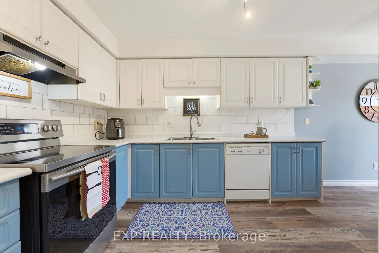 17 Brandy Crescent photo 4
