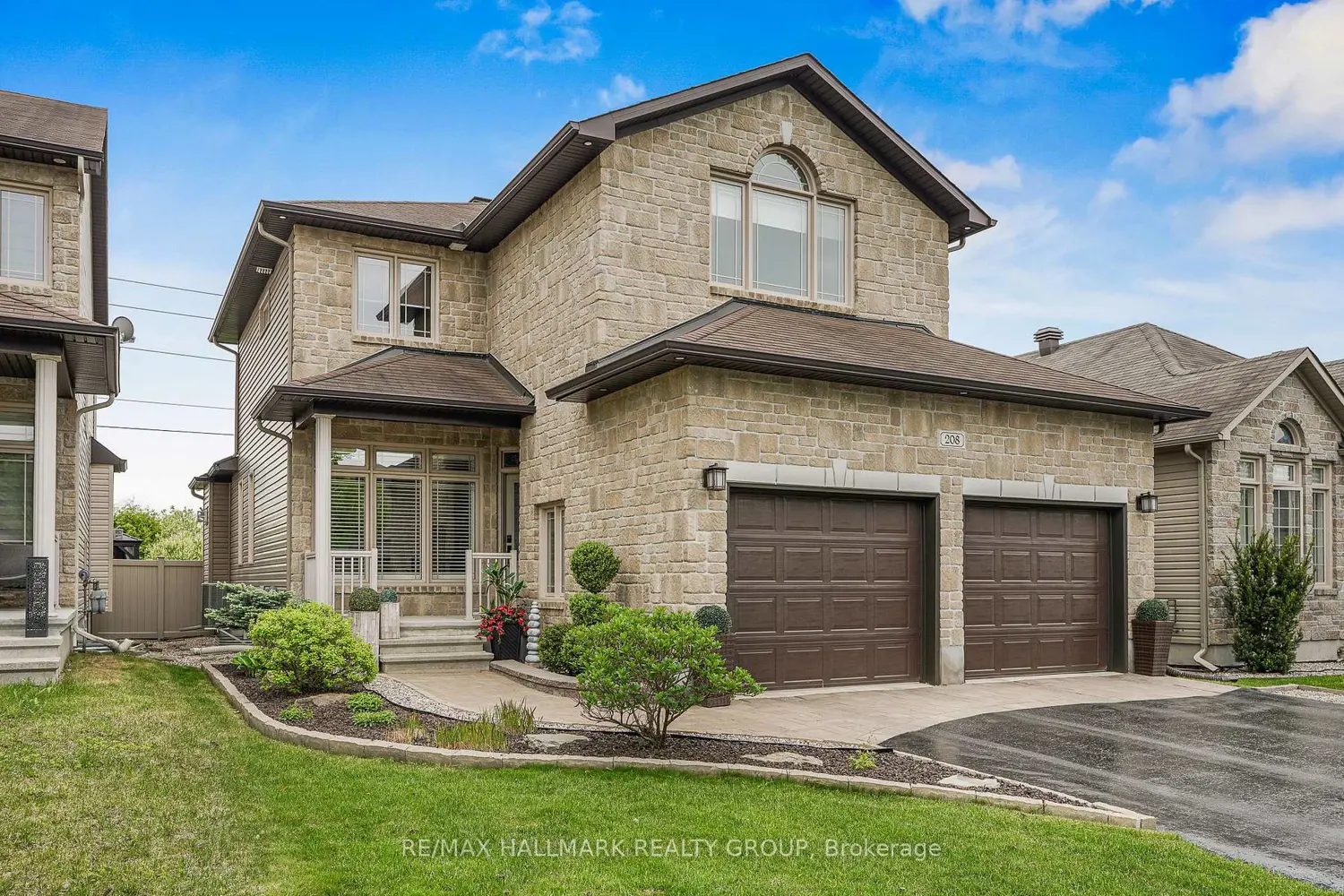 208 Opale Street photo 2