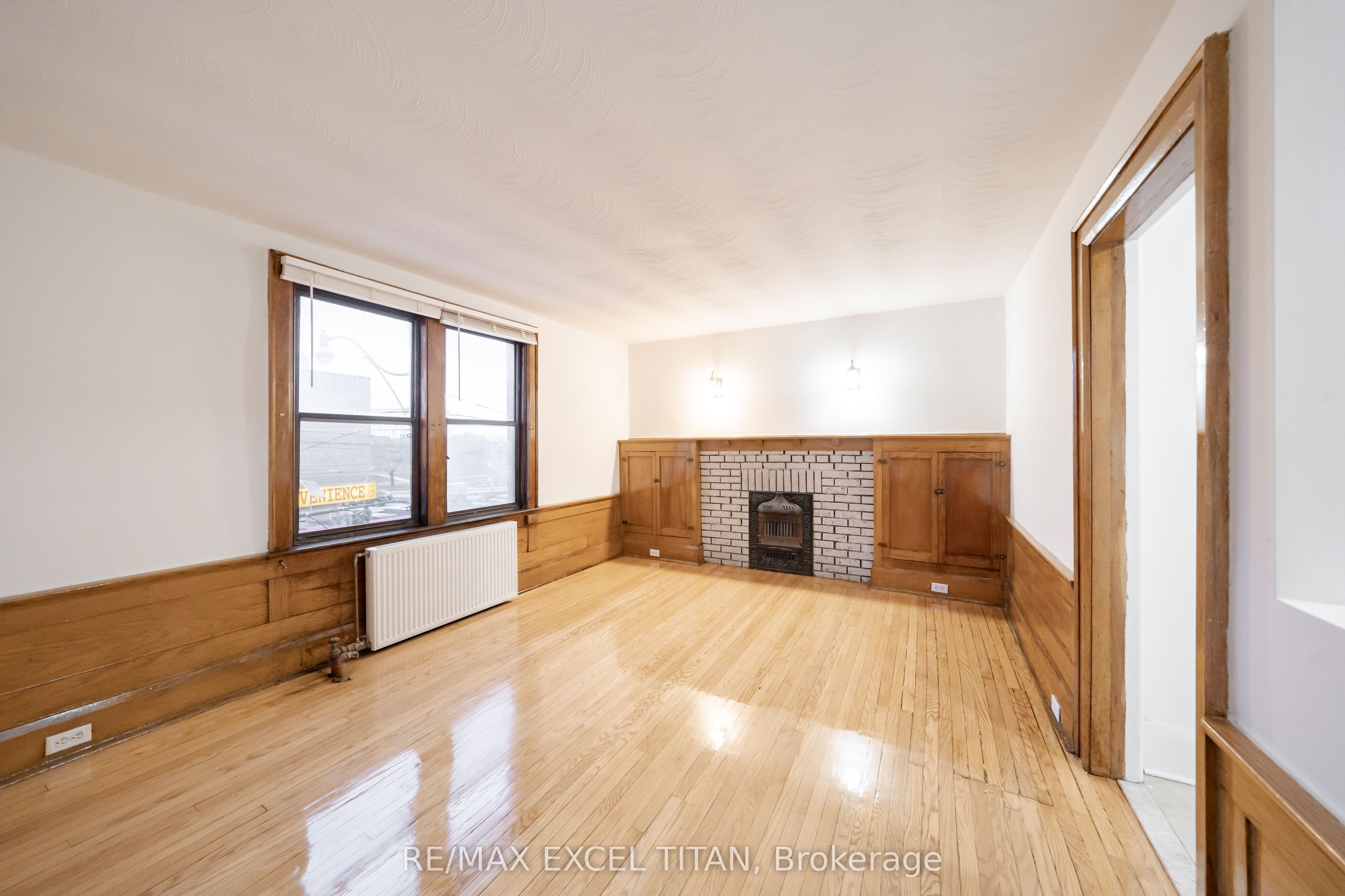 23-6 Kingston Road, Toronto, ON, M4L 2S4 photo 4