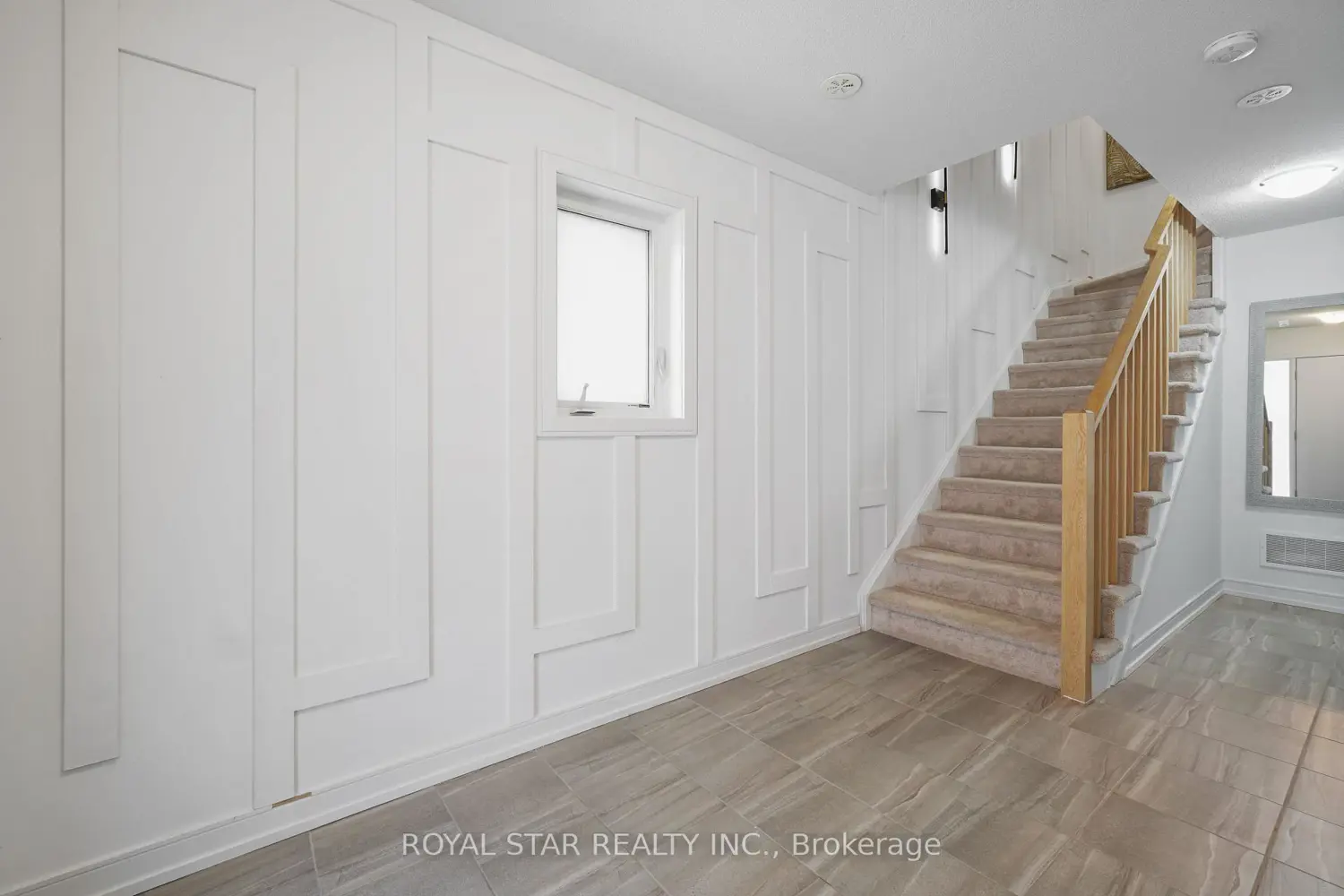13 Red Maple Lane photo 2