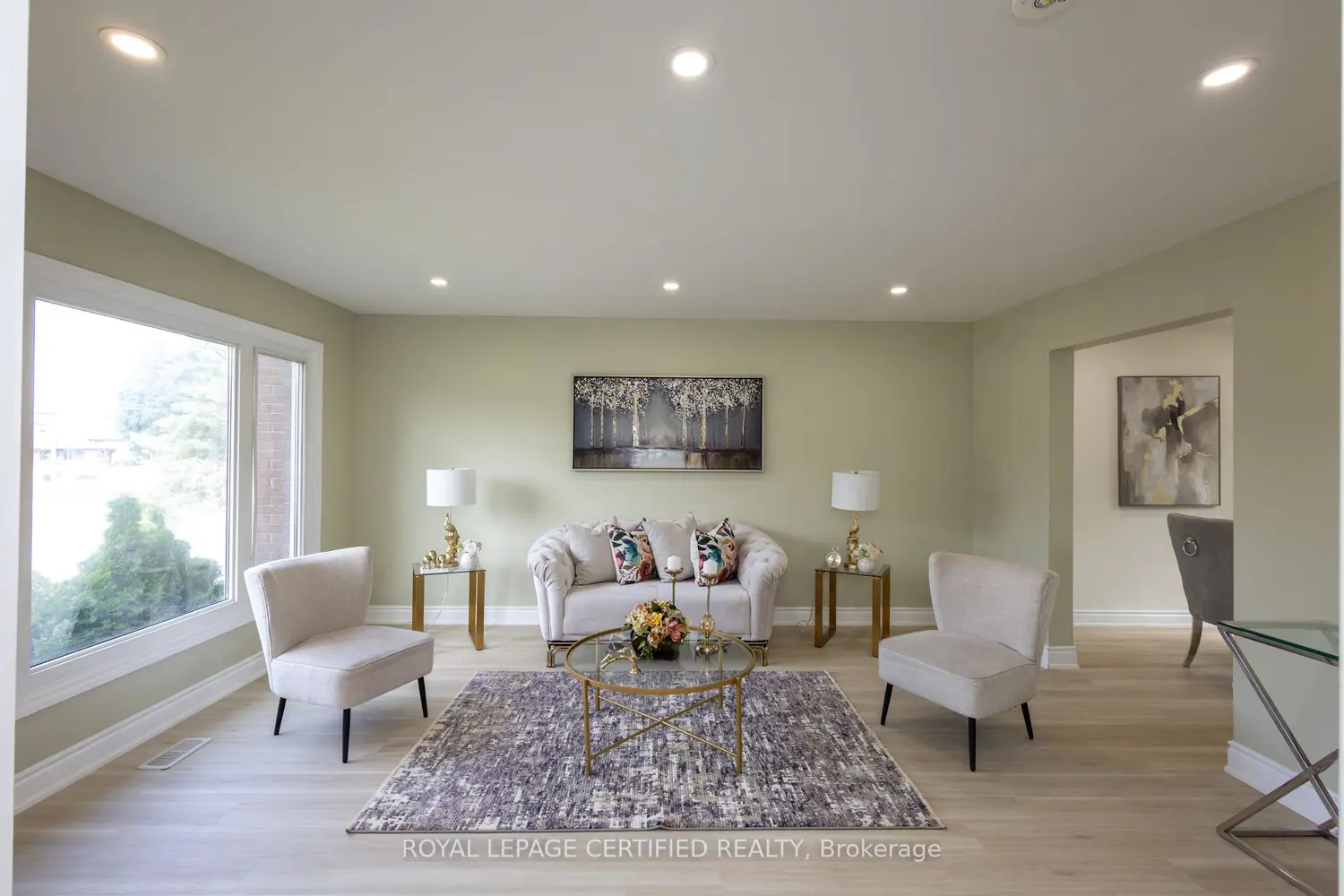 111 Limeridge Road photo 3