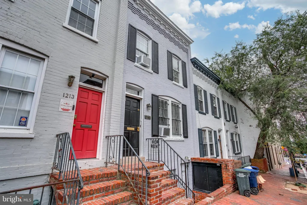 1211 33rd Street NW Unit 1, Washington, DC 20007 photo 3