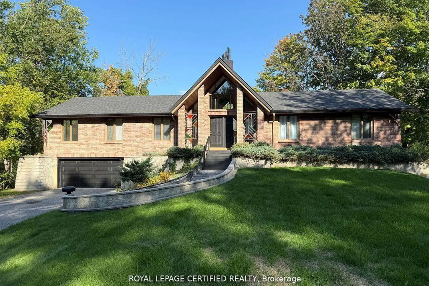 103 Sibbald Crescent