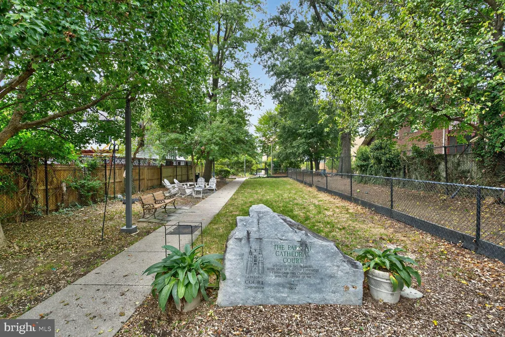3026 Wisconsin Avenue NW Unit 102, Washington, DC 20016