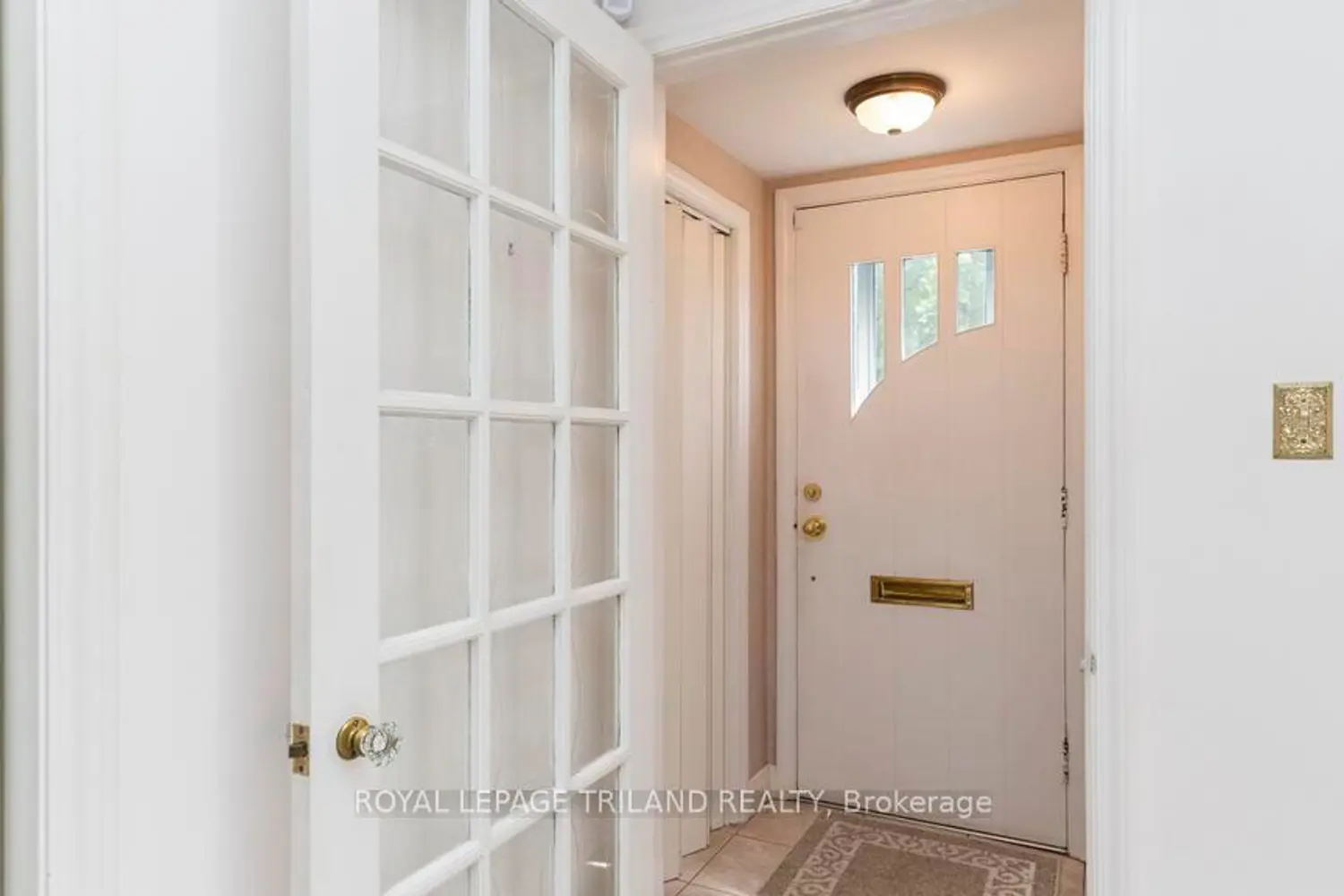 16 Pritchard Place photo 2
