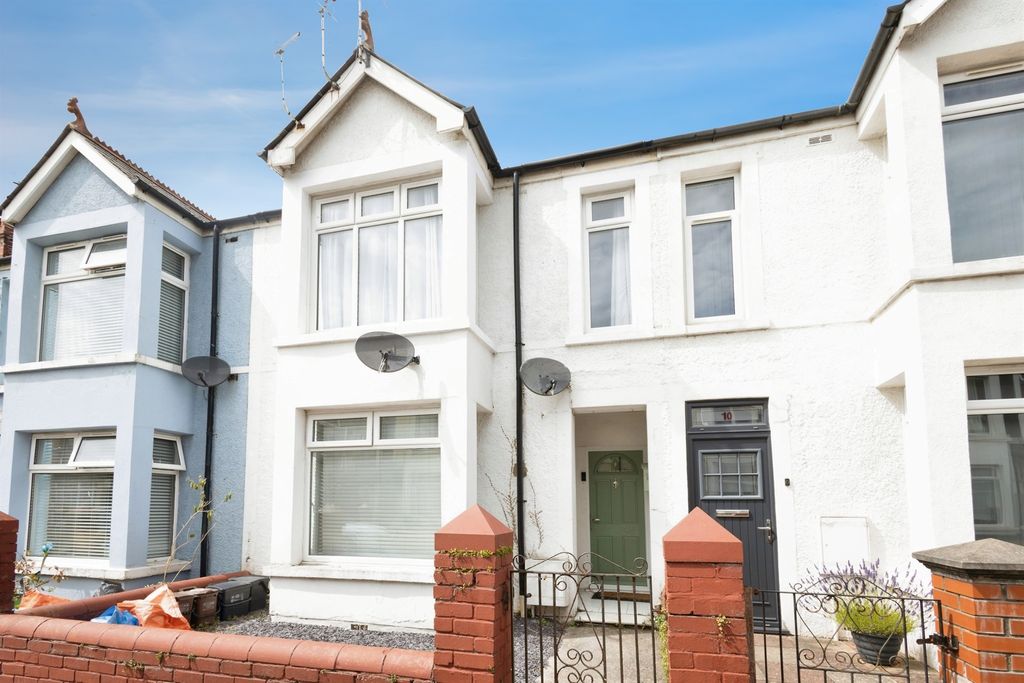 3 bed maisonette for saleWellfield Avenue, Porthcawl CF36