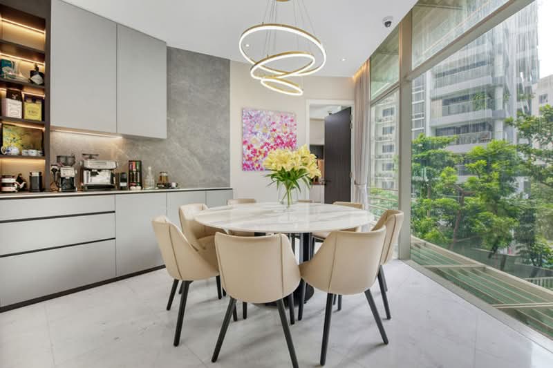 130 Cairnhill Road photo 3