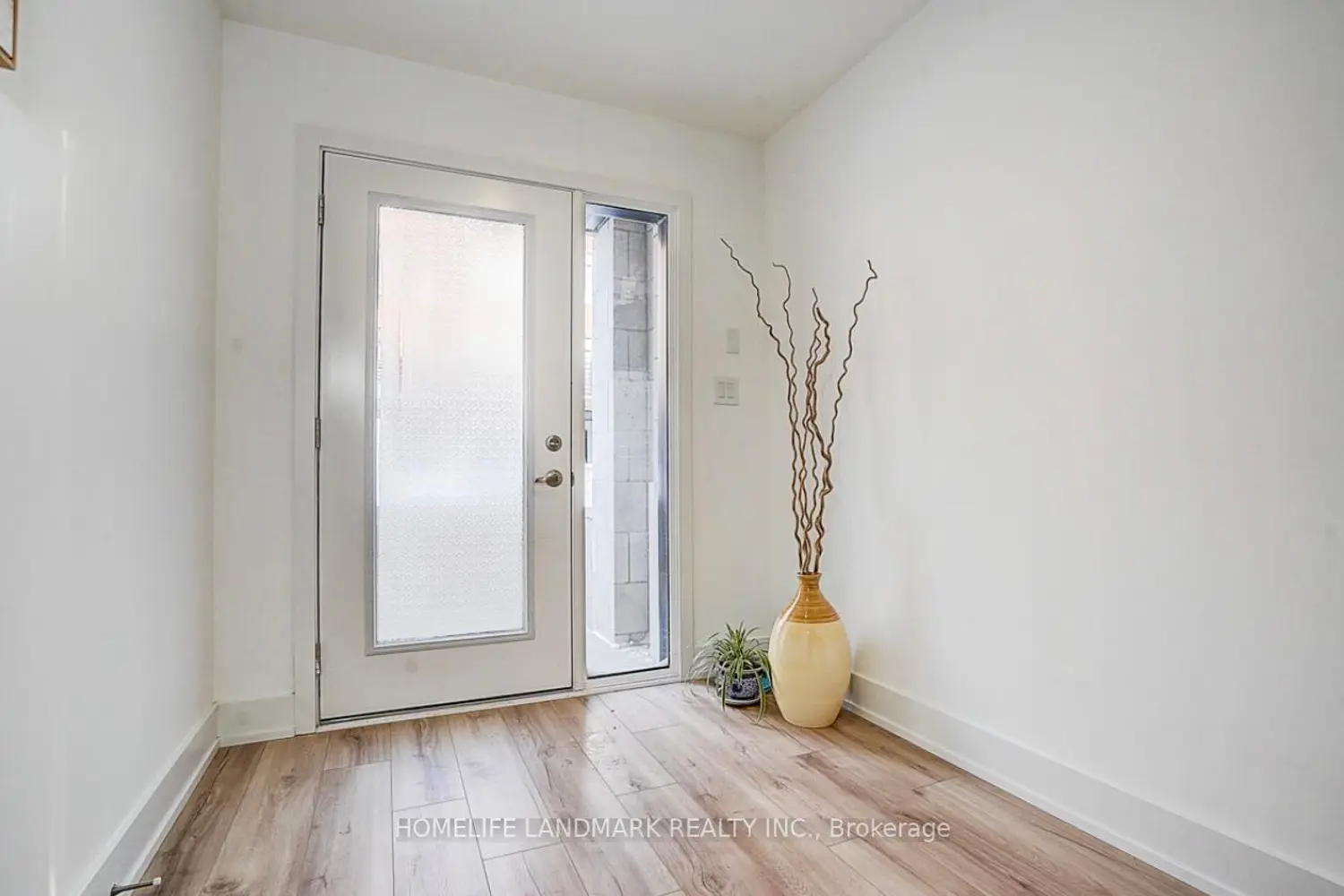 27 Chestnut Court photo 2