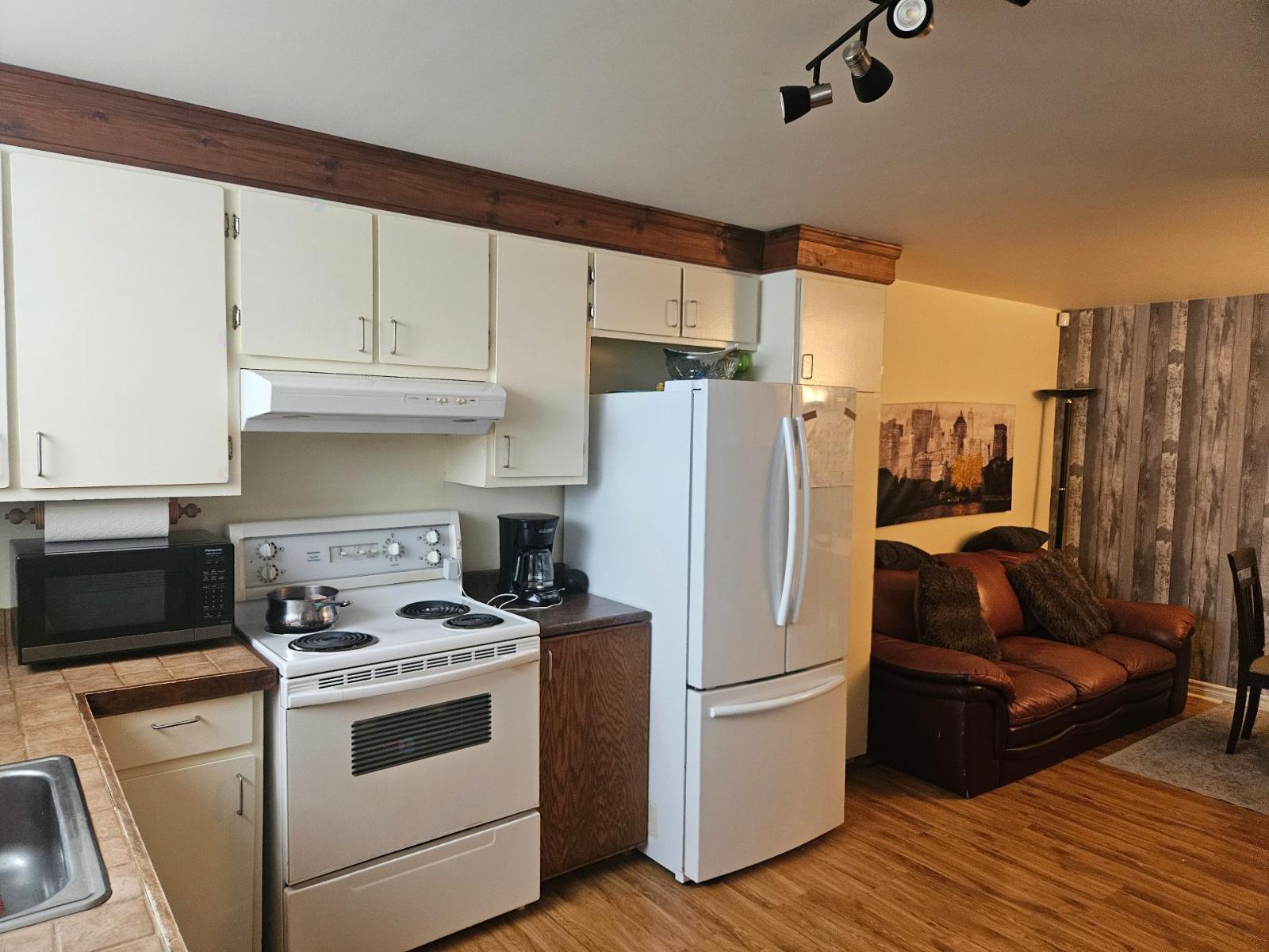 646 Rue Esther-Blondin