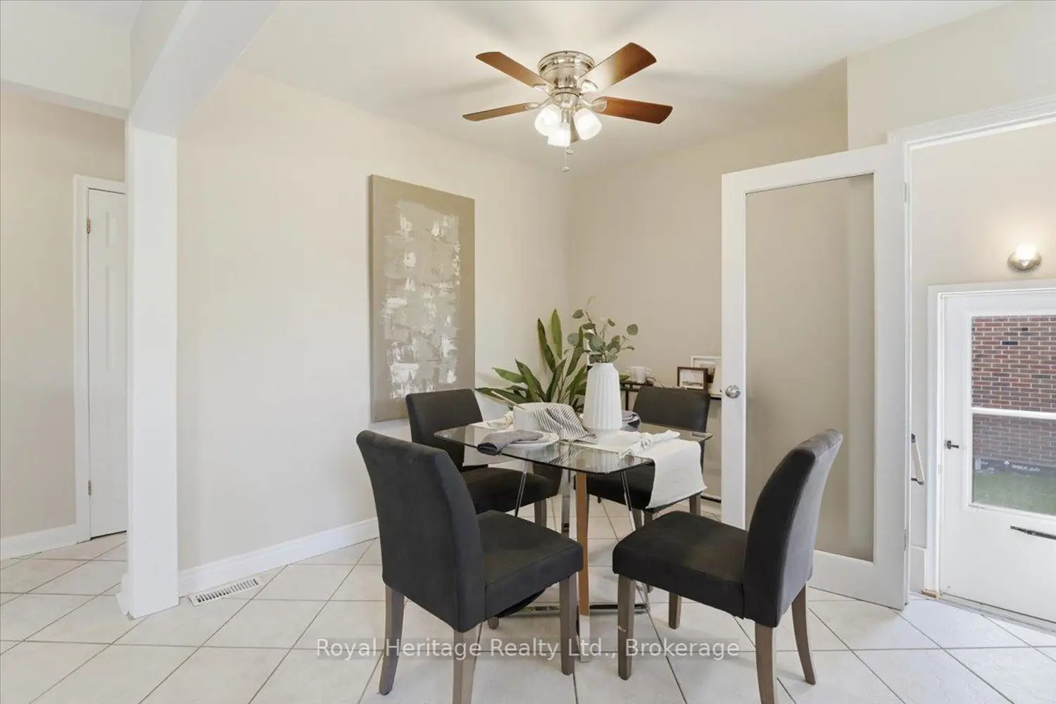 413 Elizabeth Street photo 3