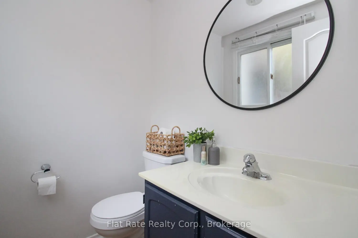 1243 Bridle Drive photo 4