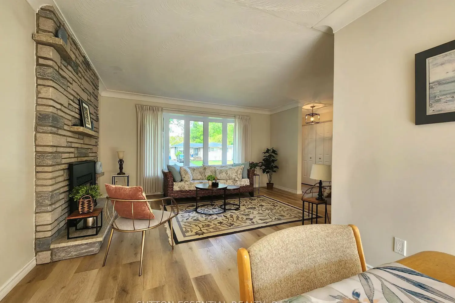 18 Vanier Drive photo 5
