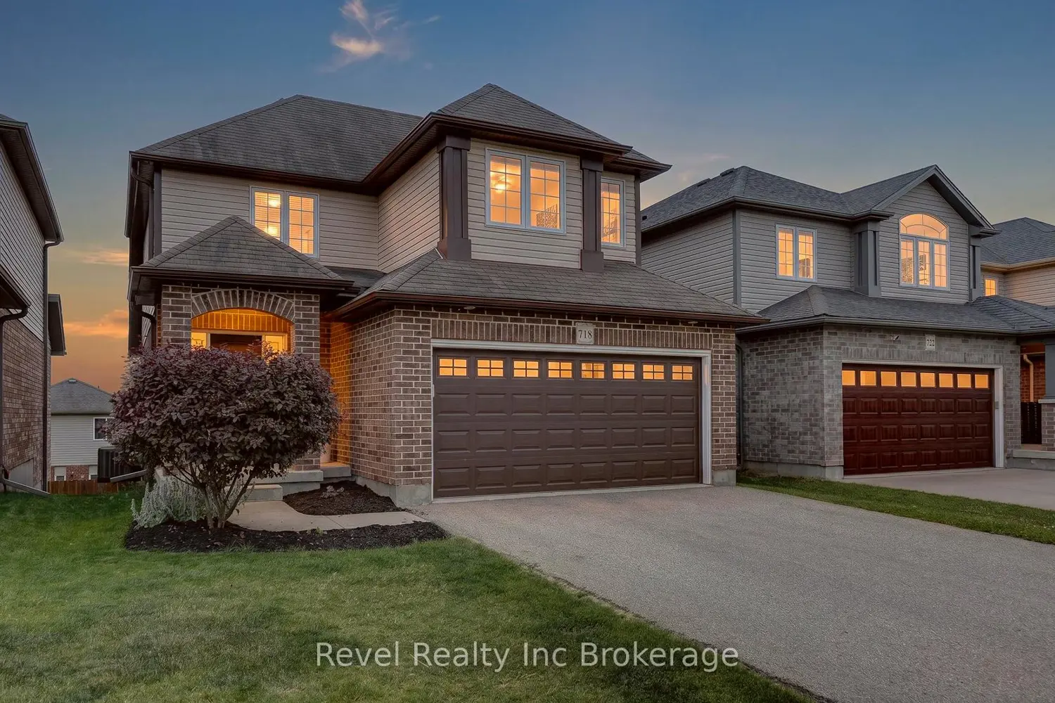 718 Frontenac Crescent