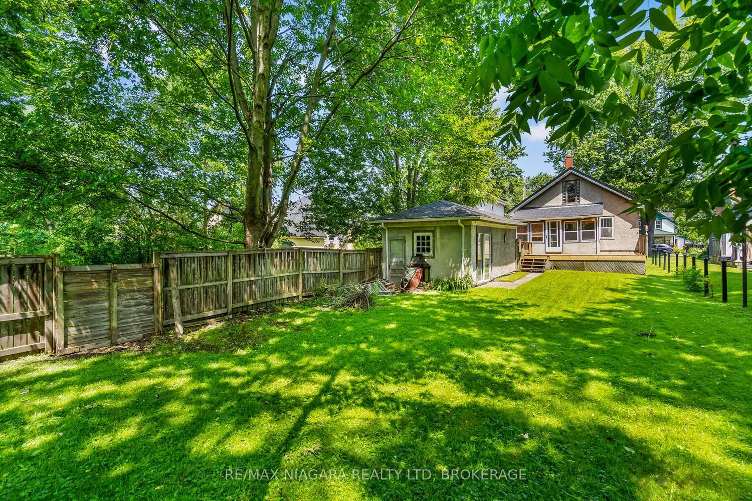 98 Victoria Street photo 2