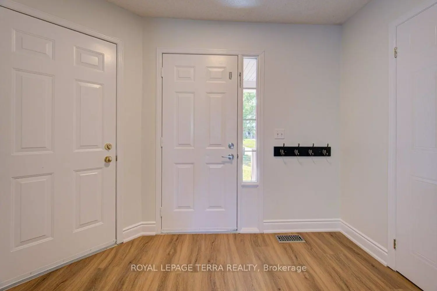 139 Werstine Terrace photo 4