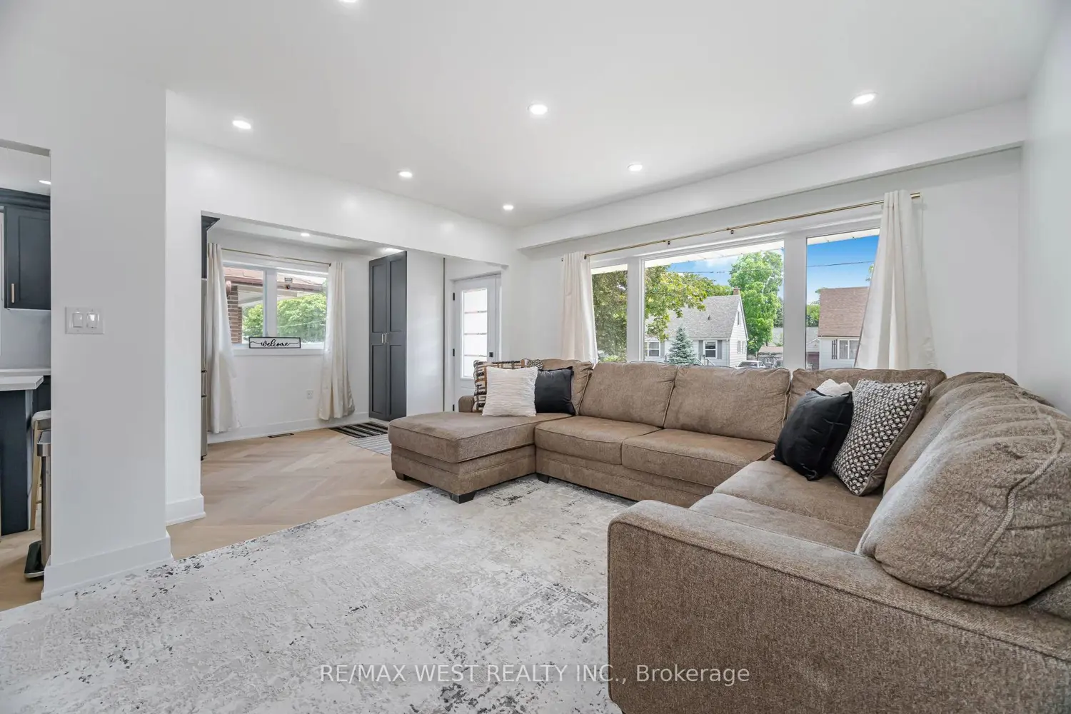 92 Archibald Street photo 5