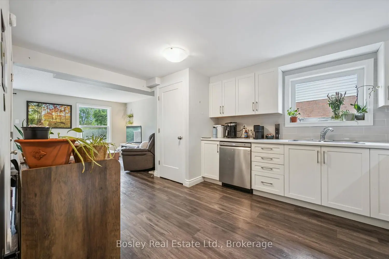 55 Koch Drive photo 4