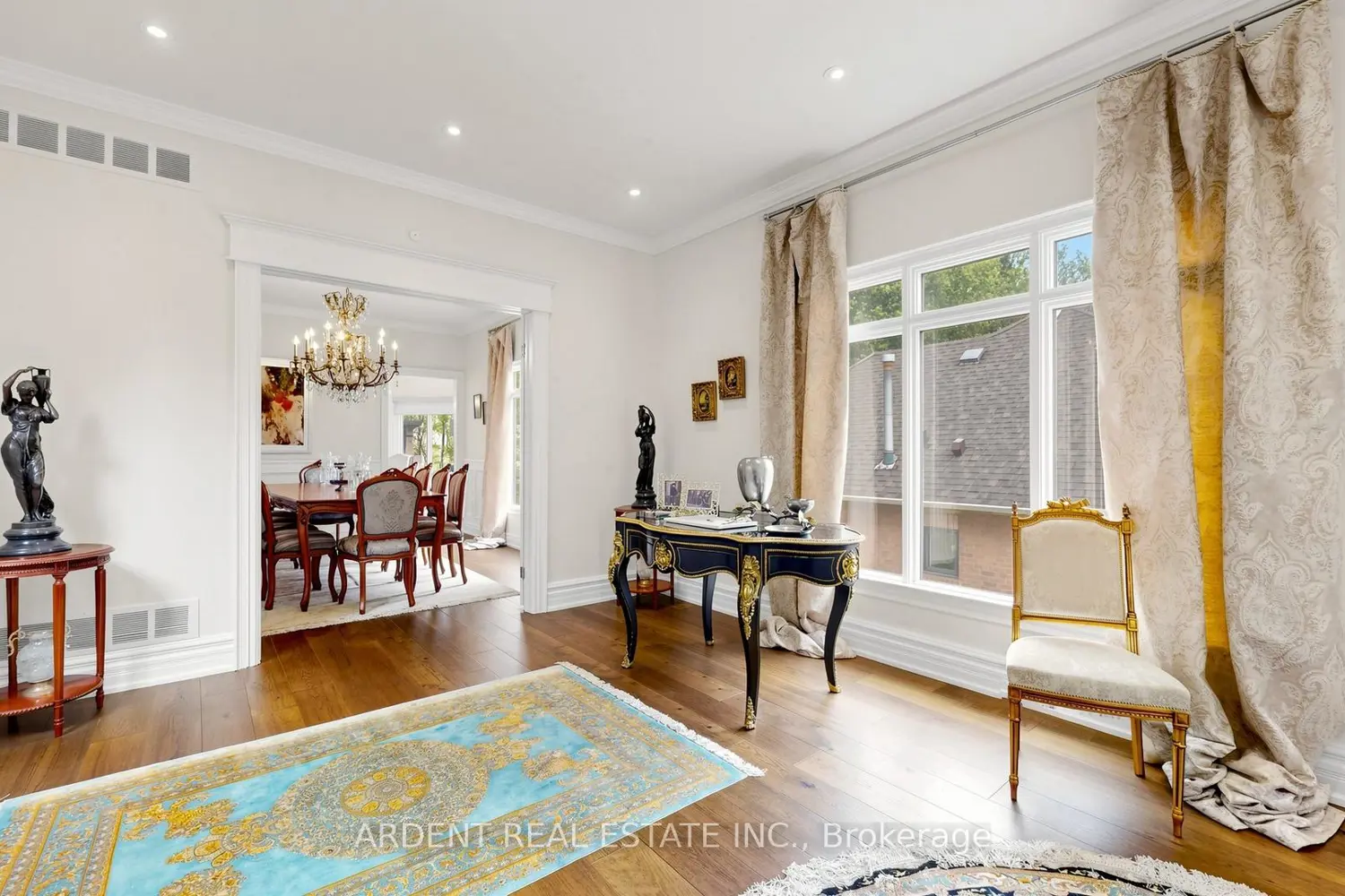 156 Willow Farm Lane photo 3