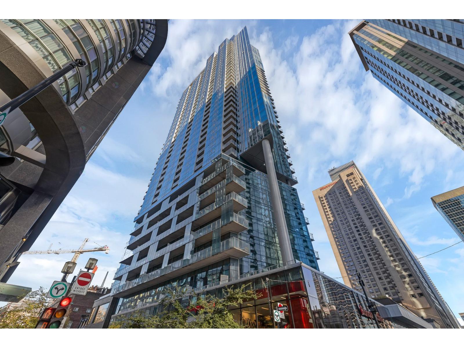 1155 Rue de la Montagne